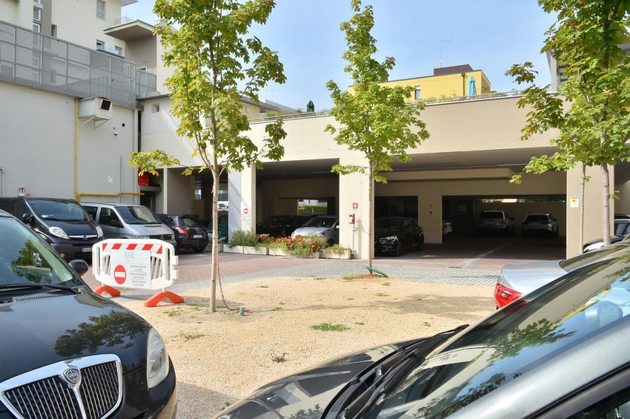 Hotel Golf ***S Bibione Exterior photo